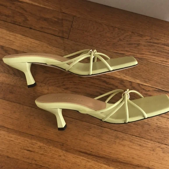 Dear Frances Apple Fan Sandal - Picture 5 of 14